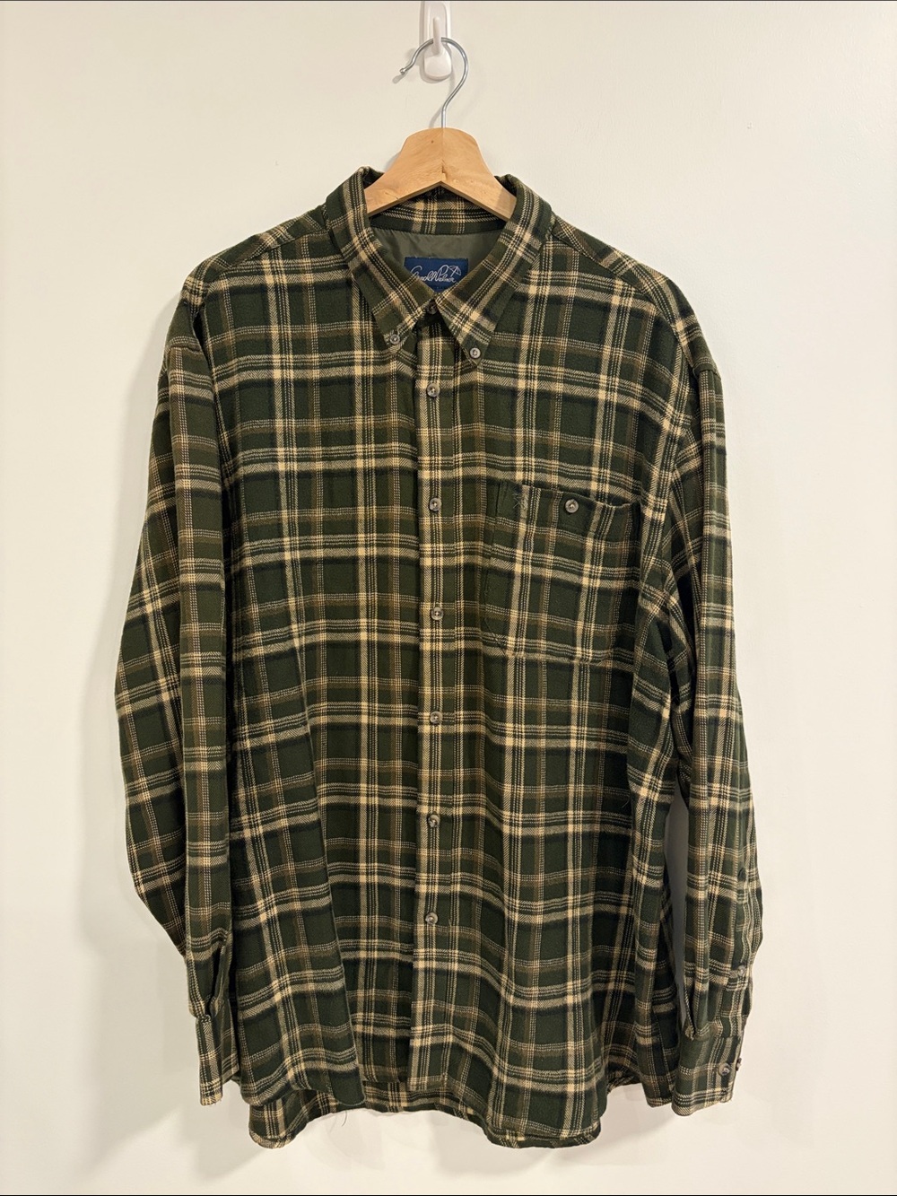 Arnold Palmer Men's Olive & Cream Plaid Button-Down Flannel Shirt